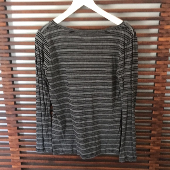 Kenneth Cole Reaction tee - Picture 5 of 7